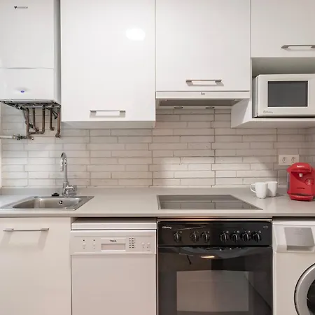 Old Town Iii Apartment